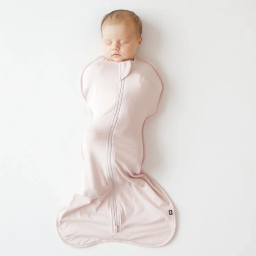 Swaddle Bag in Blush 0.5